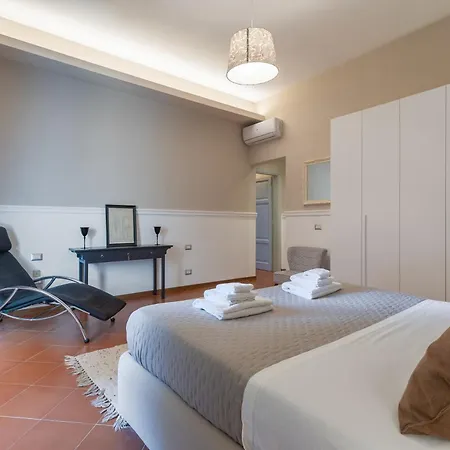 Charming Florence-hosted By Sweetstay